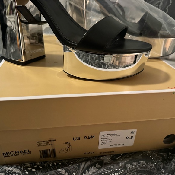 Michael Kors Women's Ankle-Strap Platform Sandals size 9.5 NEW - Picture 4 of 8